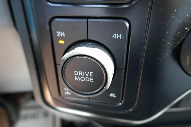 Photo of 2025 Oxford White Ford F-250