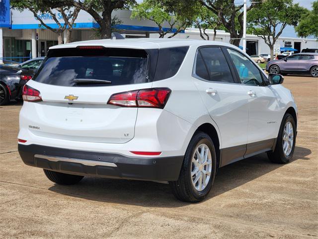 Photo of 2024 Summit White Chevrolet Equinox