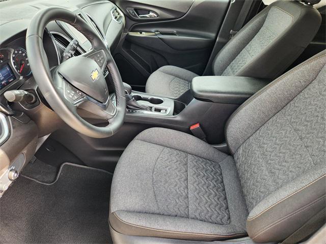 Photo of 2024 Summit White Chevrolet Equinox