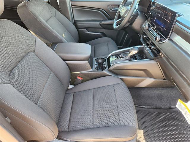 Photo of 2023 Black Chevrolet Colorado