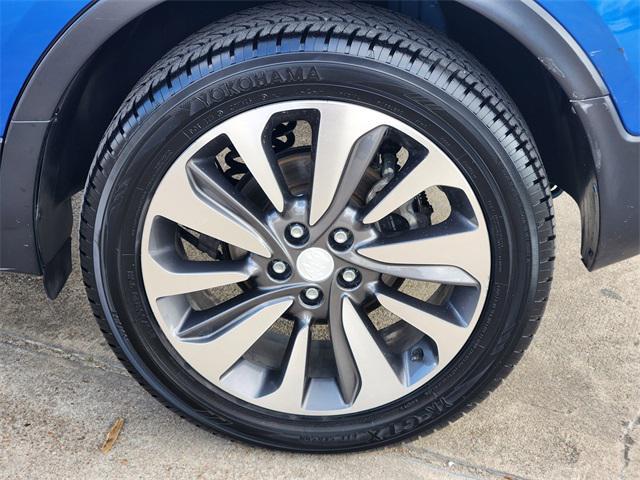 Photo of 2017 Coastal Blue Metallic Buick Encore