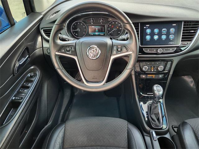 Photo of 2017 Coastal Blue Metallic Buick Encore