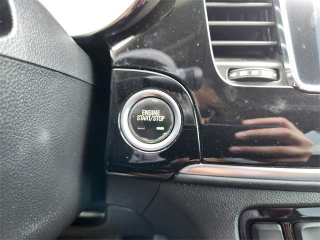 Photo of 2017 Coastal Blue Metallic Buick Encore
