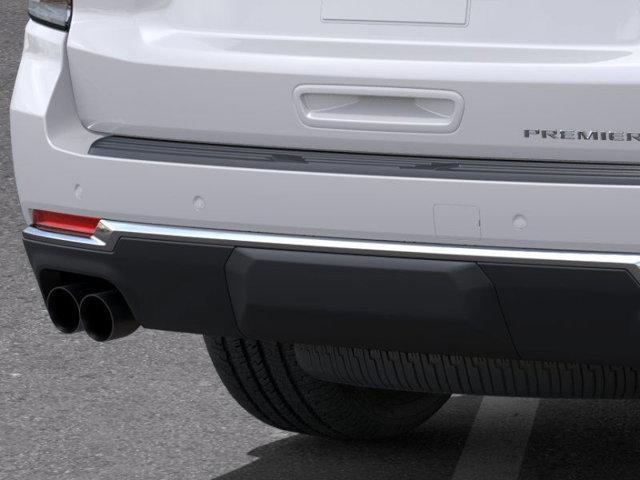 Photo of 2025 Iridescent Pearl Tricoat Chevrolet Suburban