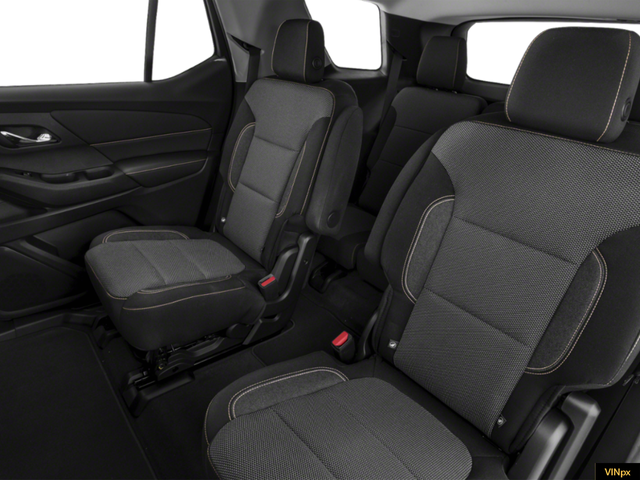Photo of 2019 Iridescent Pearl Tricoat Chevrolet Traverse
