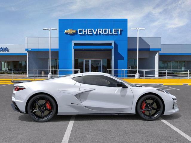 Photo of 2025 Arctic White Chevrolet Corvette E-Ray