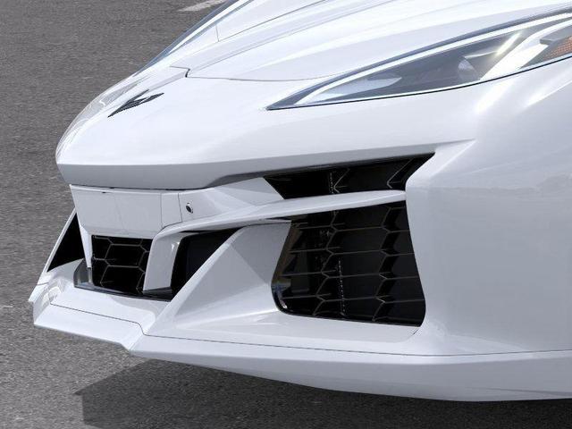 Photo of 2025 Arctic White Chevrolet Corvette E-Ray
