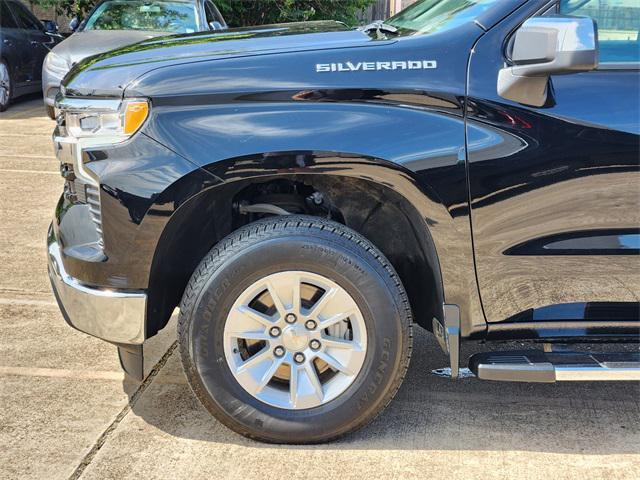 Photo of 2024 Black Chevrolet Silverado 1500