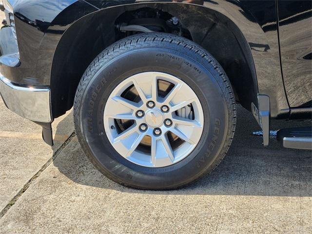 Photo of 2024 Black Chevrolet Silverado 1500