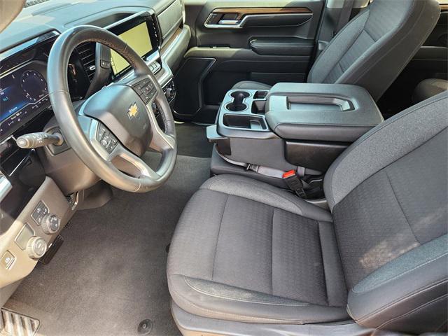 Photo of 2024 Black Chevrolet Silverado 1500