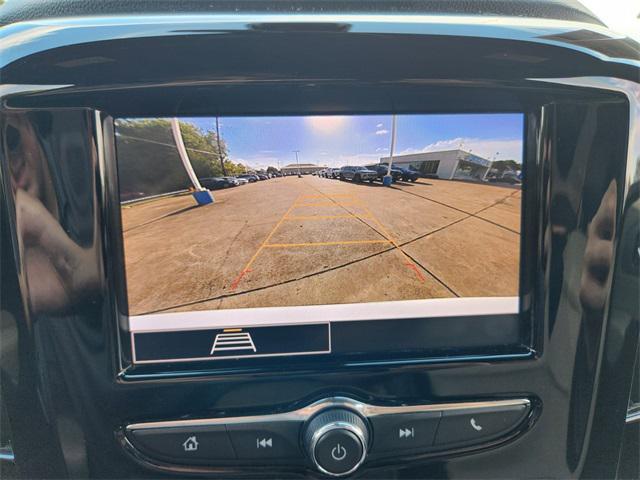 Photo of 2022 Summit White Chevrolet Traverse