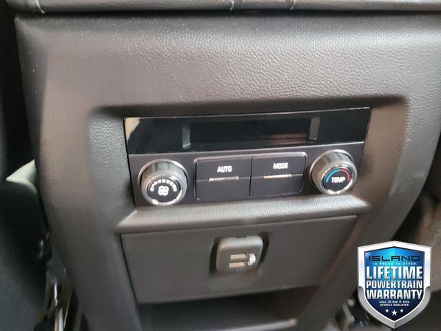 Photo of 2023 Black Cherry Metallic Chevrolet Traverse