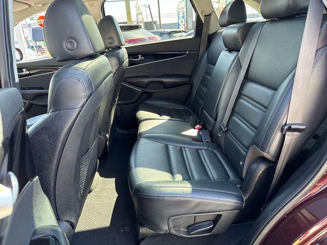 Photo of 2020 Sangria Kia Sorento