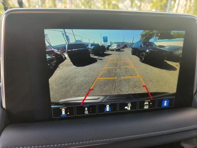 Photo of 2022 Black Chevrolet Suburban