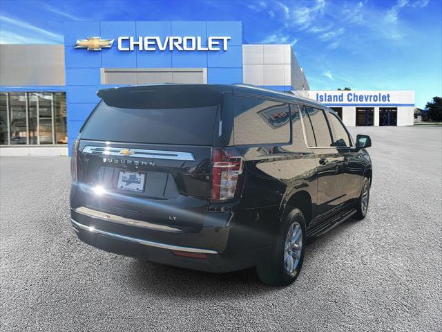 Photo of 2022 Black Chevrolet Suburban