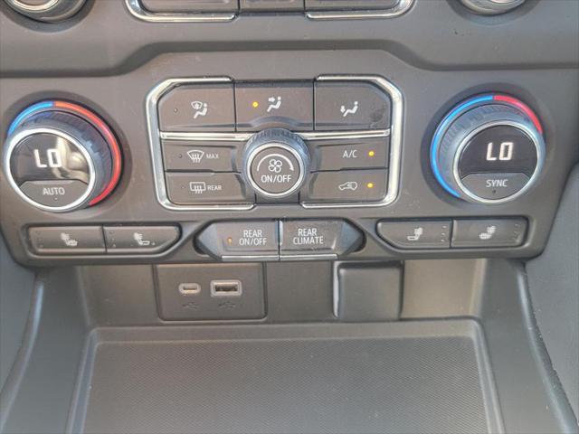Photo of 2022 Black Chevrolet Suburban