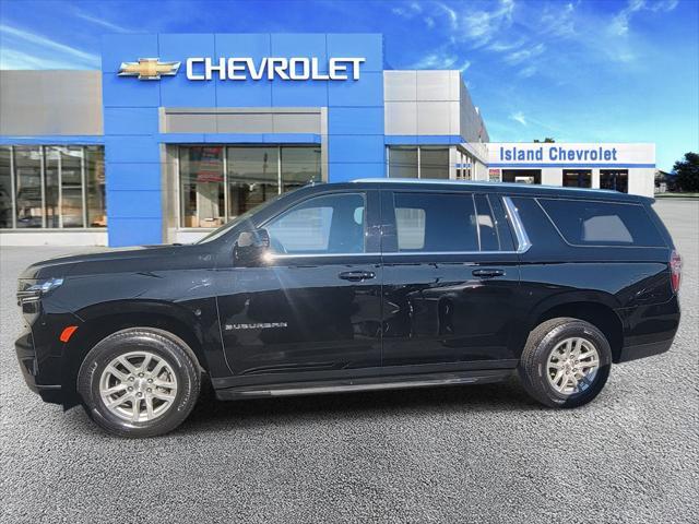 Photo of 2022 Black Chevrolet Suburban