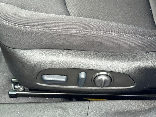 Photo of 2022 Summit White Chevrolet Malibu