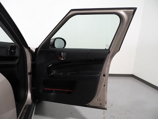 Photo of 2024 Rooftop Grey Metallic MINI Countryman