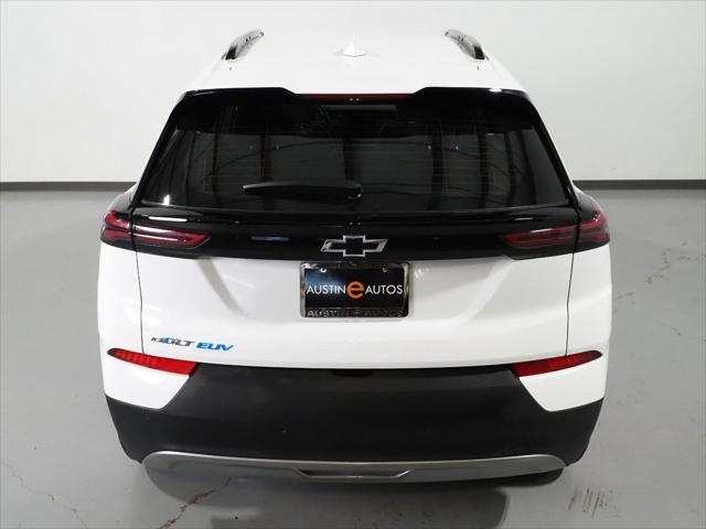 Photo of 2022 Summit White Chevrolet Bolt EUV