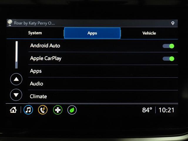 Photo of 2022 Summit White Chevrolet Bolt EUV