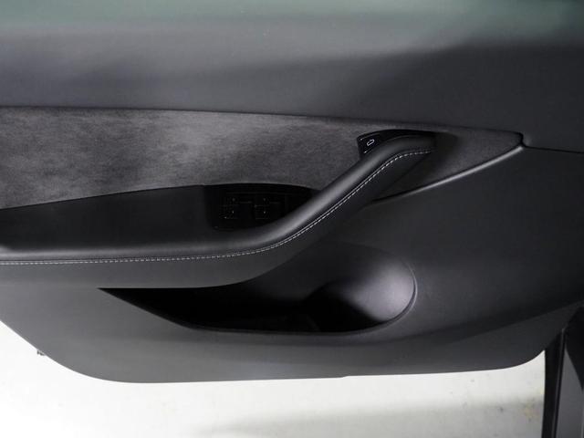 Photo of 2021 Midnight Silver Metallic Tesla Model Y