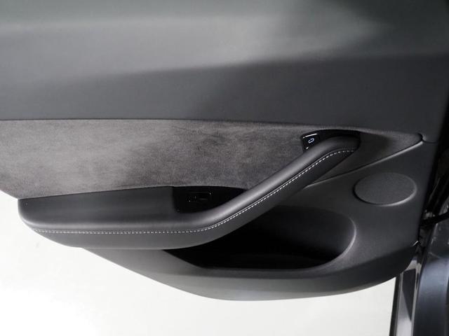 Photo of 2021 Midnight Silver Metallic Tesla Model Y