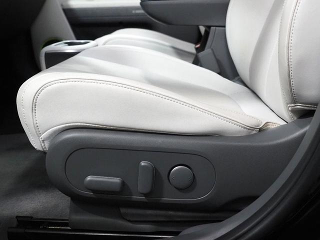 Photo of 2023 Abyss Black Hyundai IONIQ 5