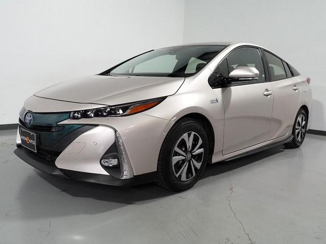 Photo of 2018 Titanium Glow Toyota Prius Prime