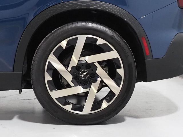 Photo of 2025 Indigo Sunset Blue Metallic MINI Countryman