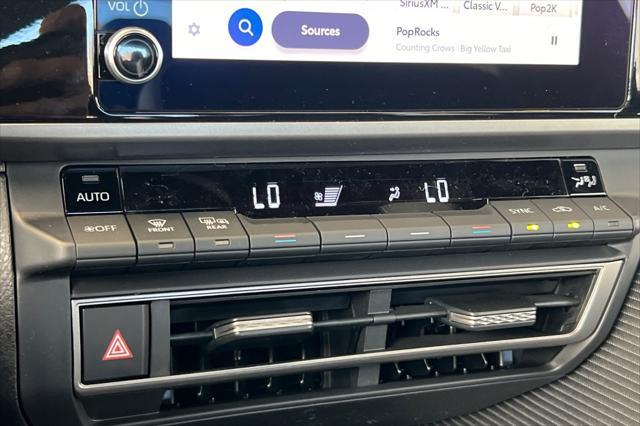 Photo of 2025 Midnight Black Metallic Toyota Camry