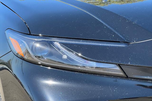 Photo of 2025 Midnight Black Metallic Toyota Camry