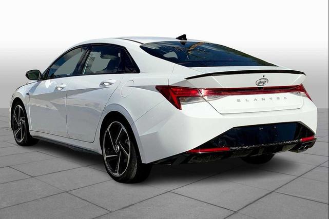Photo of 2023 Ceramic White Hyundai ELANTRA