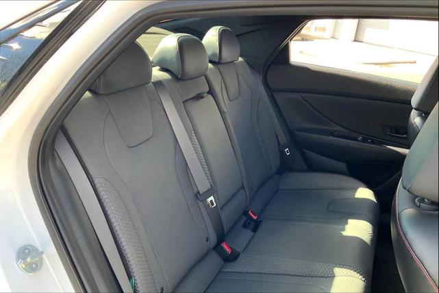 Photo of 2023 Ceramic White Hyundai ELANTRA
