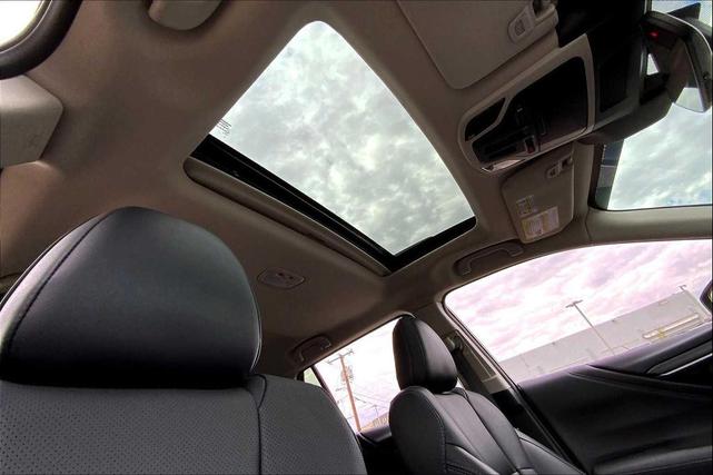 Photo of 2025 CBL/Crystal Bla Subaru Outback