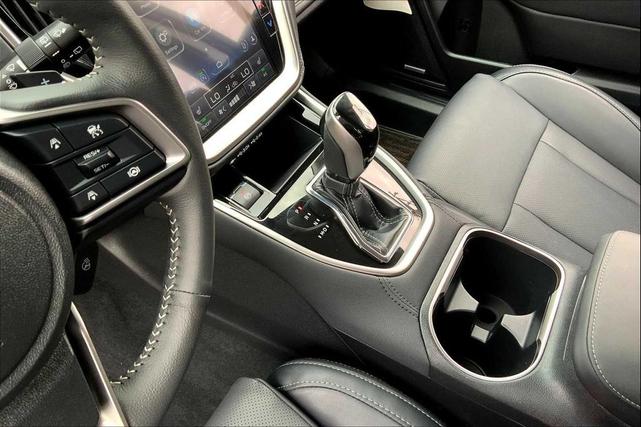 Photo of 2025 CBL/Crystal Bla Subaru Outback
