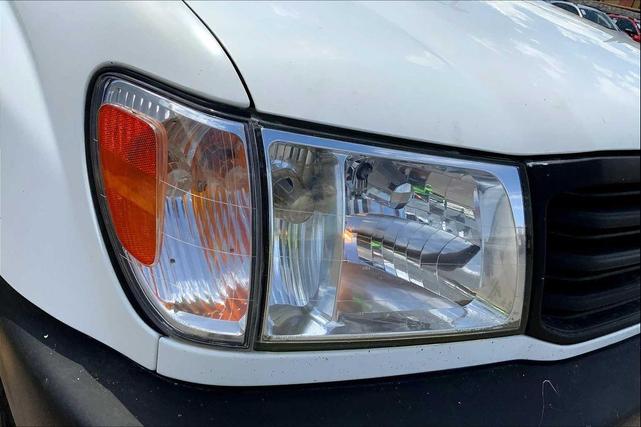 Photo of 1999 Natural White Toyota Land Cruiser