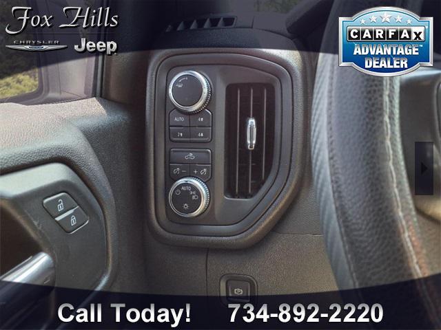 Photo of 2019 Summit White GMC Sierra 1500