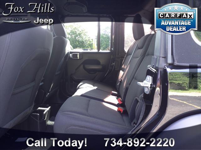 Photo of 2020 Black Clearcoat Jeep Wrangler Unlimited