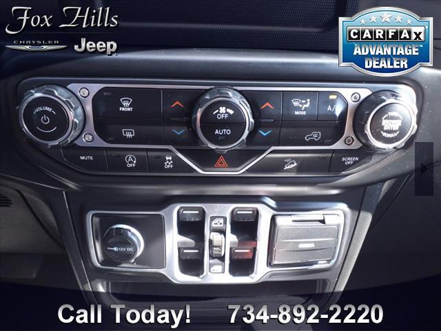 Photo of 2020 Black Clearcoat Jeep Wrangler Unlimited