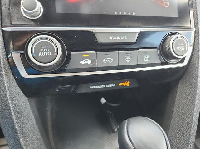Photo of 2021 Silver Honda Civic