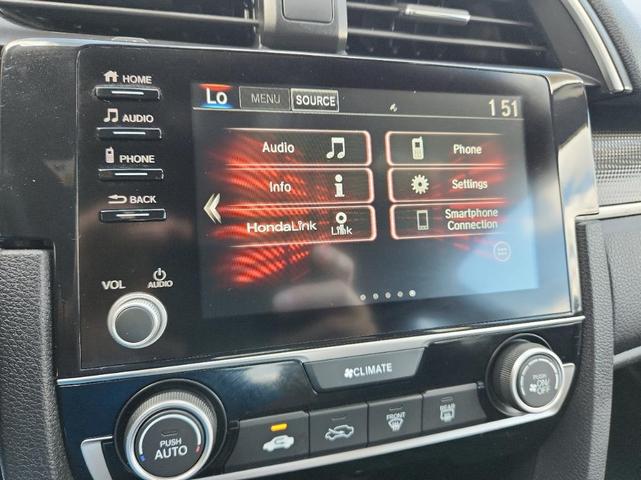 Photo of 2021 Silver Honda Civic