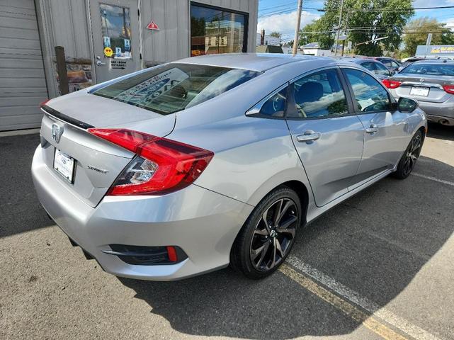 Photo of 2021 Silver Honda Civic