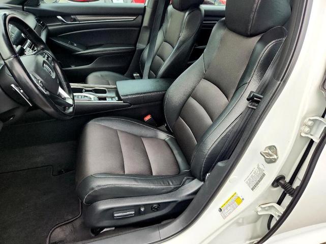 Photo of 2019 White Honda Accord