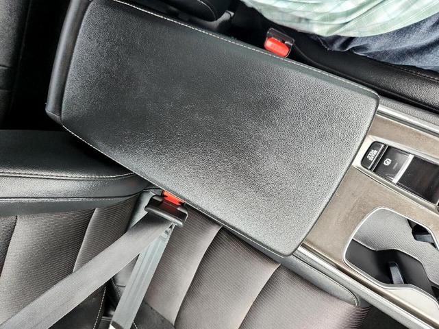 Photo of 2019 White Honda Accord