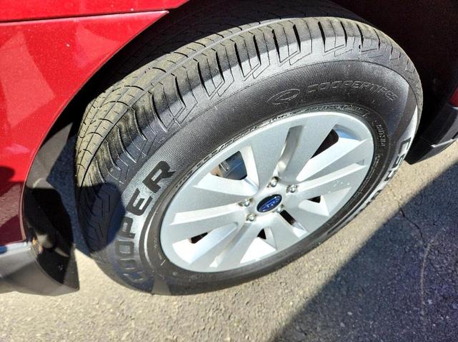 Photo of 2015 Venetian Red Pearl Subaru Outback