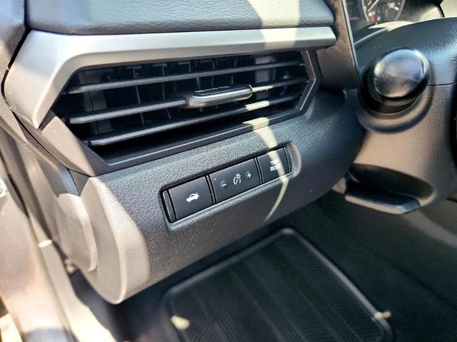Photo of 2020 Gun Metallic Nissan Altima