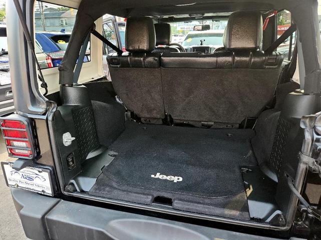 Photo of 2017 Black Jeep Wrangler Unlimited