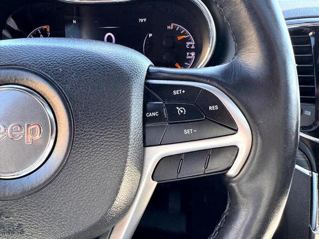 Photo of 2019 Gray Jeep Grand Cherokee
