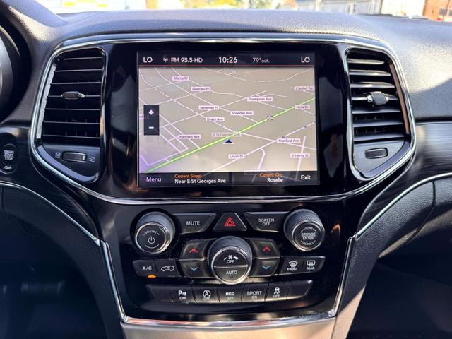 Photo of 2019 Gray Jeep Grand Cherokee